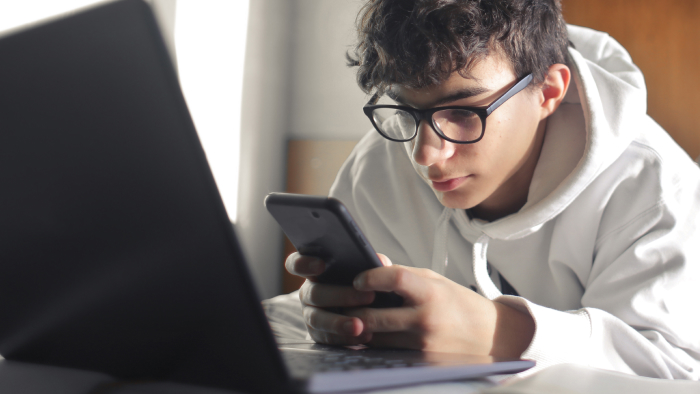 What Teens Want Adults to Know About Their Relationships with Smartphones thumbnail