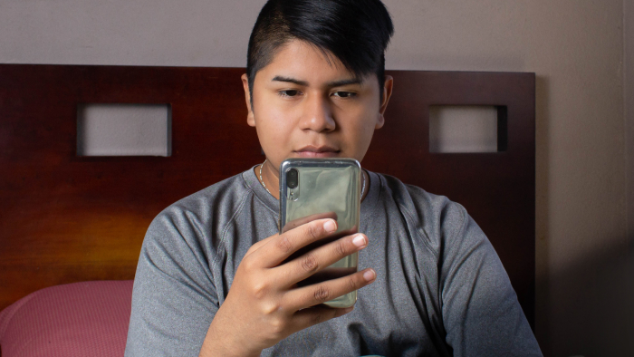 Social Media Use Has Upsides and Downsides for Youth Mental Health thumbnail